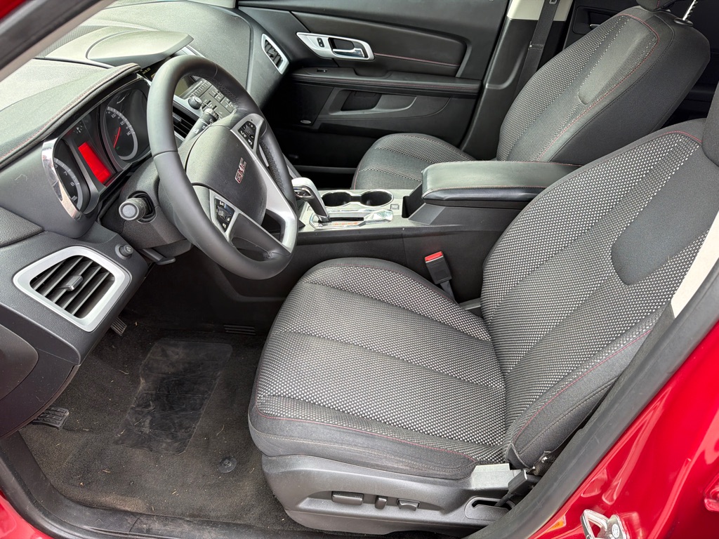 Photo 12 of this GMC TERRAIN