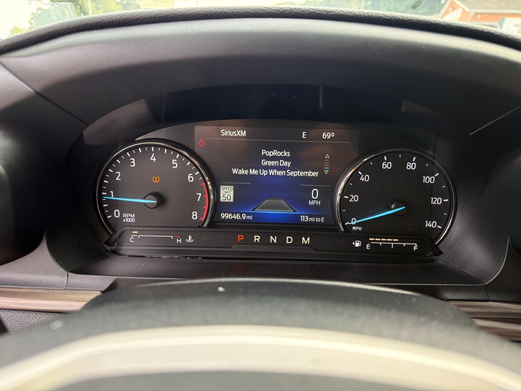 Photo 14 of this FORD EXPLORER