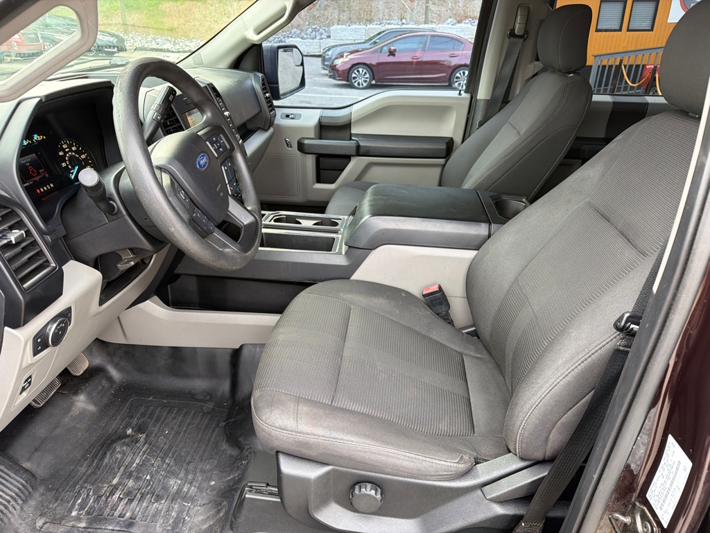 Photo 12 of this FORD F150