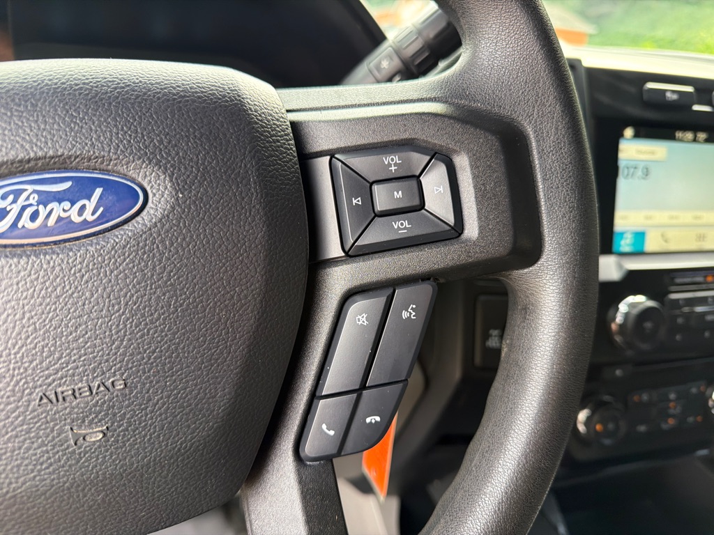 Photo 17 of this FORD F150