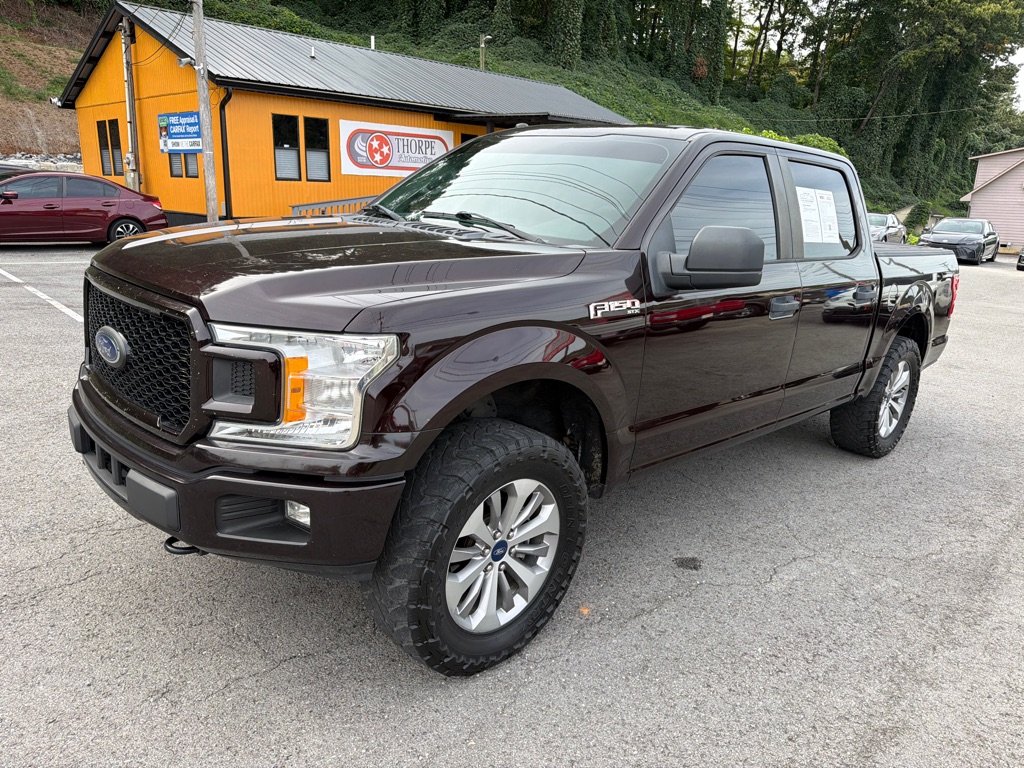 Photo 3 of this FORD F150