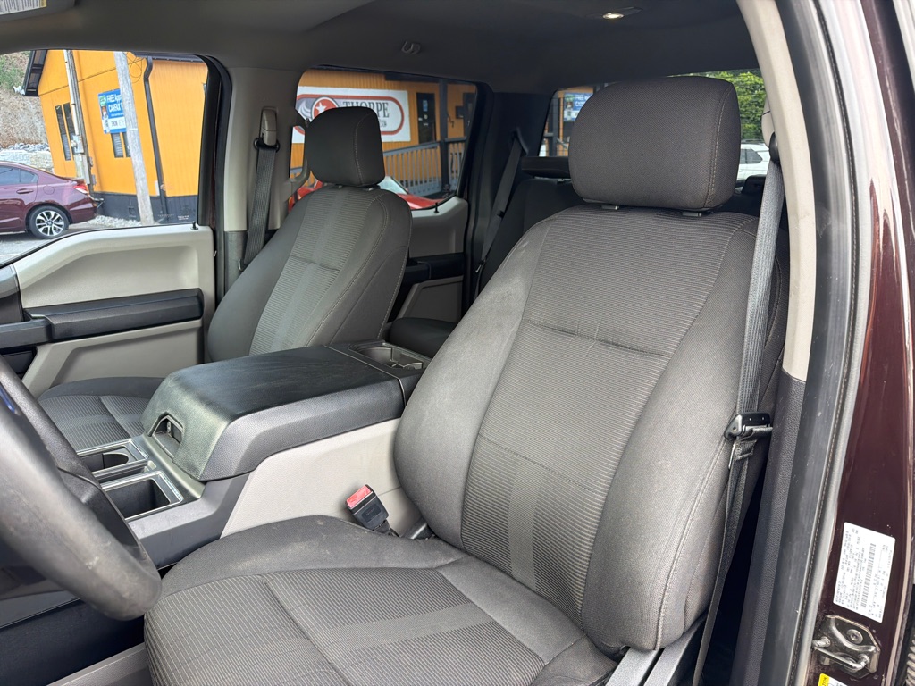Photo 11 of this FORD F150