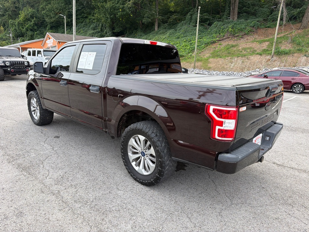 Photo 5 of this FORD F150