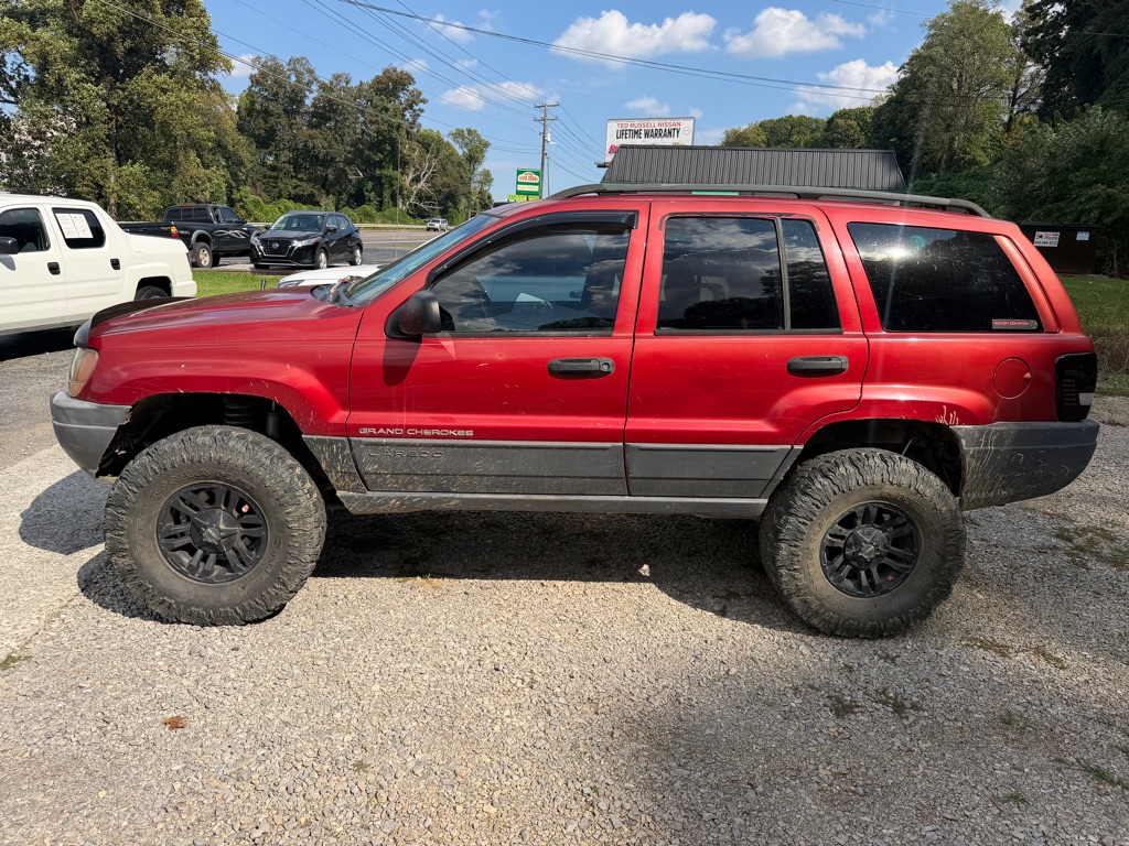Photo 2 of this JEEP GRAND CHEROKEE