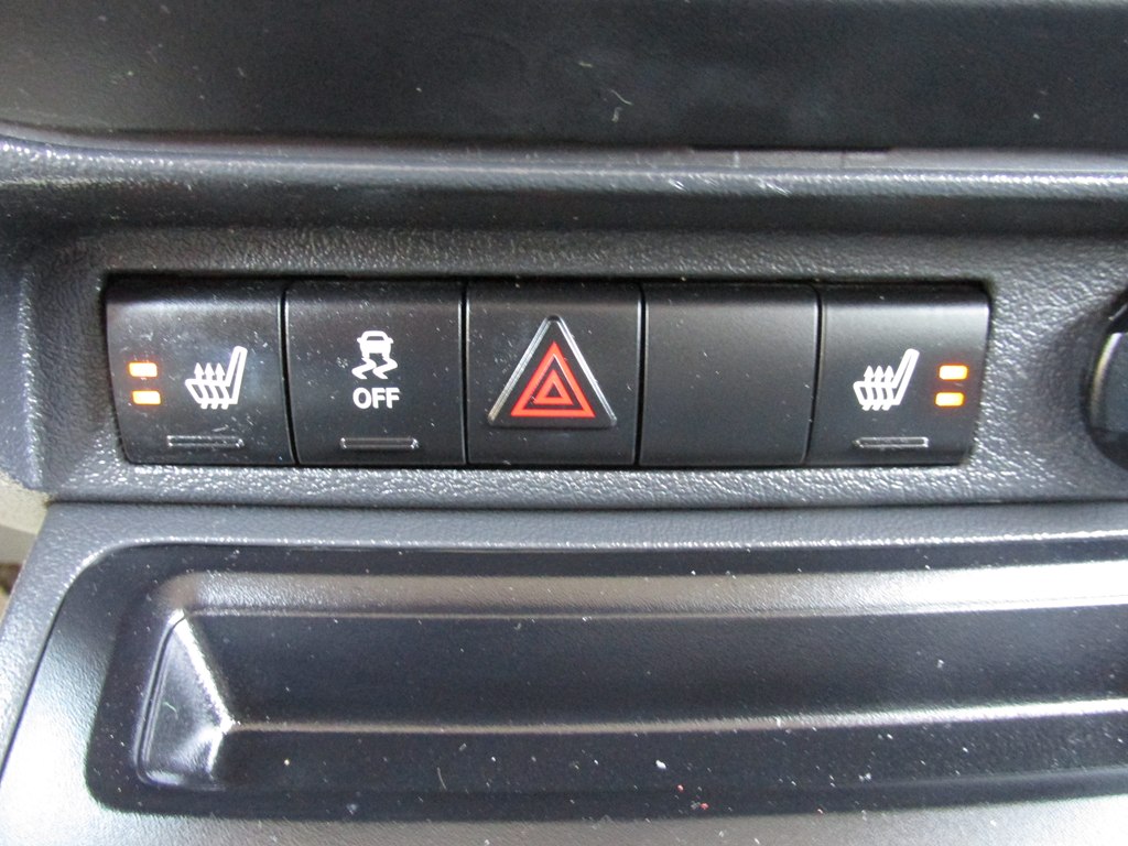 Photo 13 of this JEEP PATRIOT