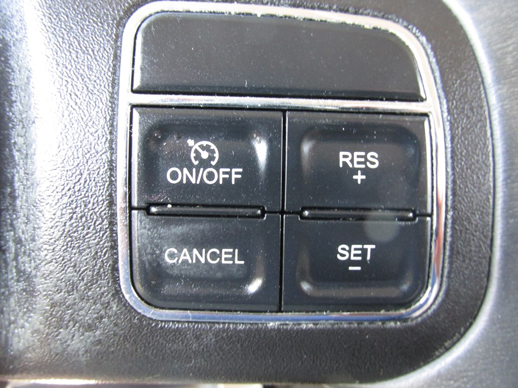 Photo 14 of this JEEP PATRIOT