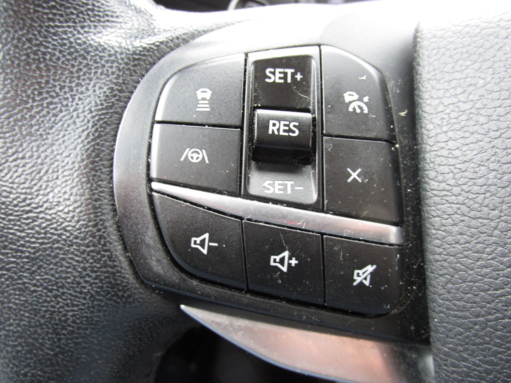 Photo 16 of this FORD EXPLORER