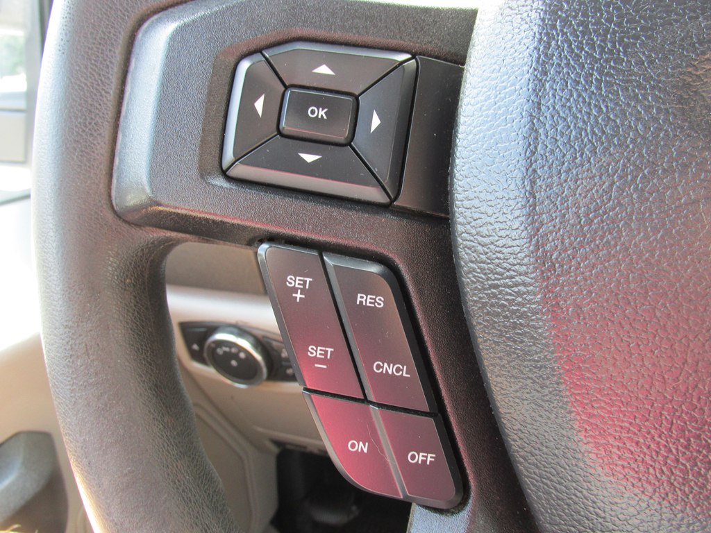 Photo 12 of this FORD F250