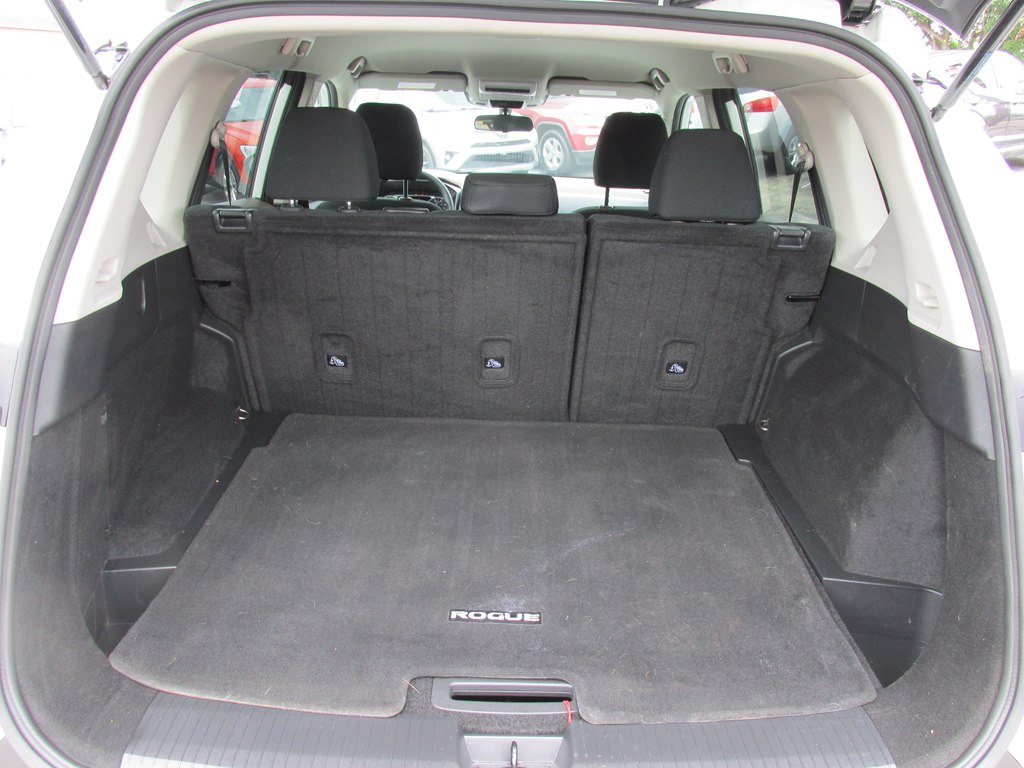 Photo 7 of this NISSAN ROGUE