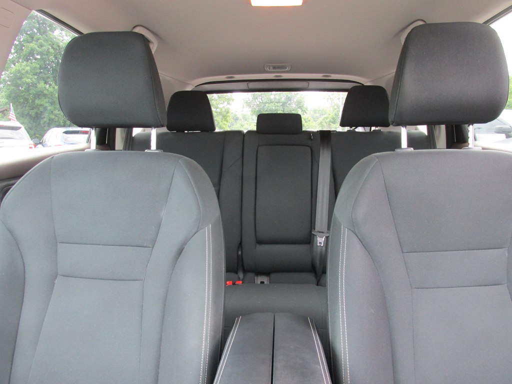 Photo 10 of this NISSAN ROGUE