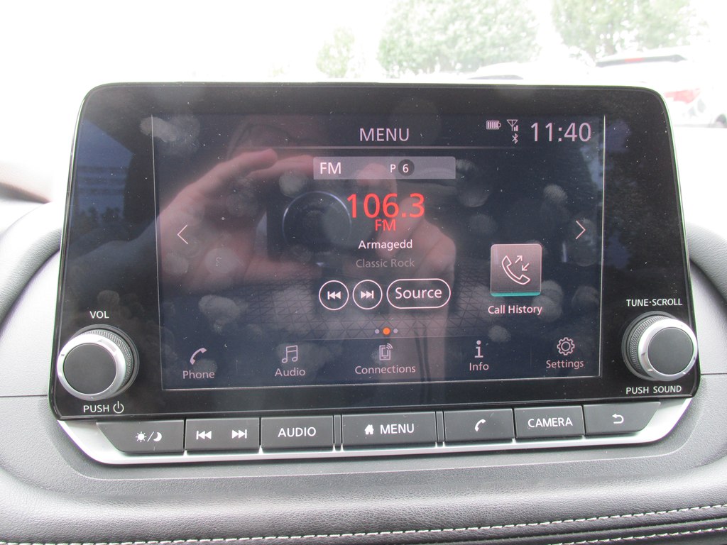 Photo 11 of this NISSAN ROGUE