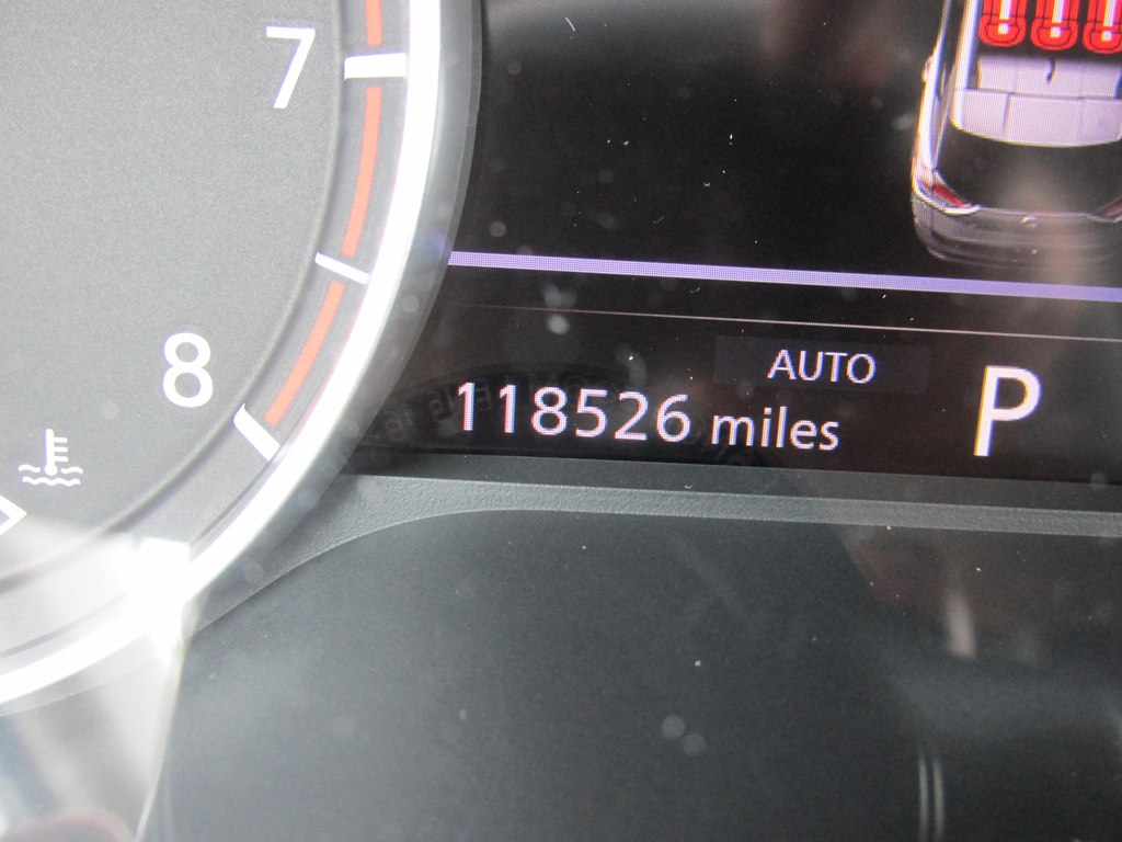 Photo 6 of this NISSAN ROGUE