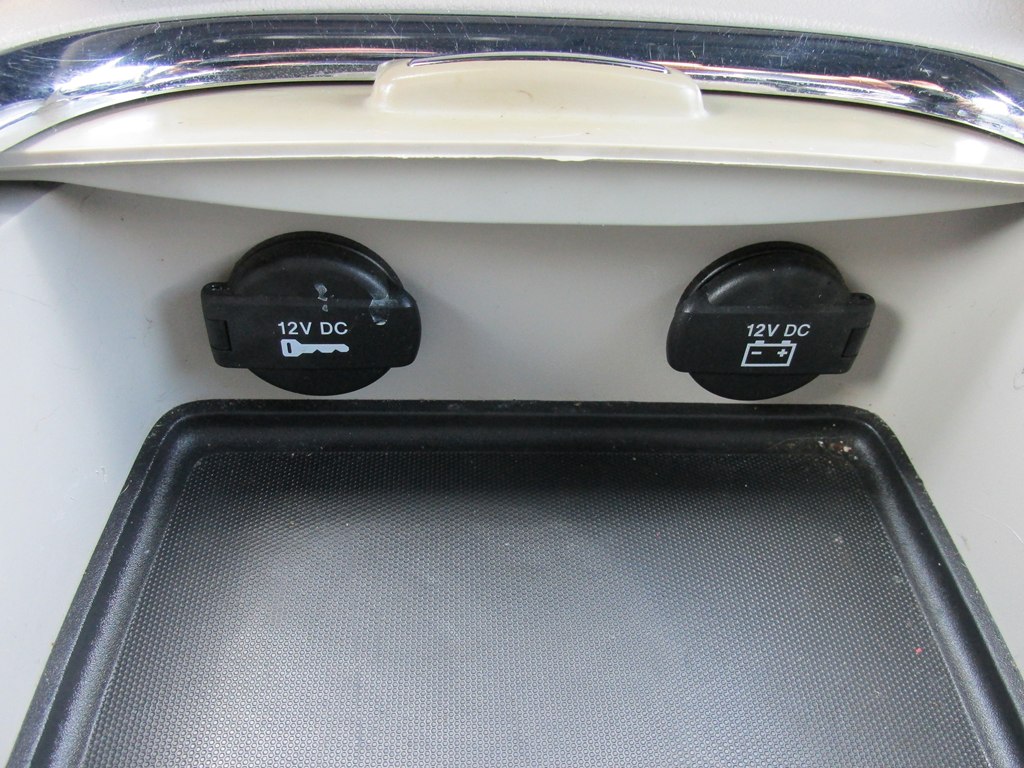 Photo 12 of this DODGE GRAND CARAVAN
