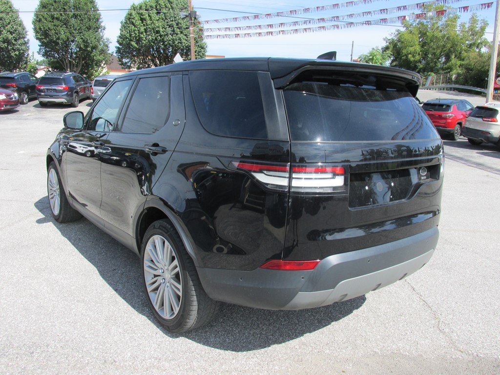 Photo 5 of this LAND ROVER DISCOVERY