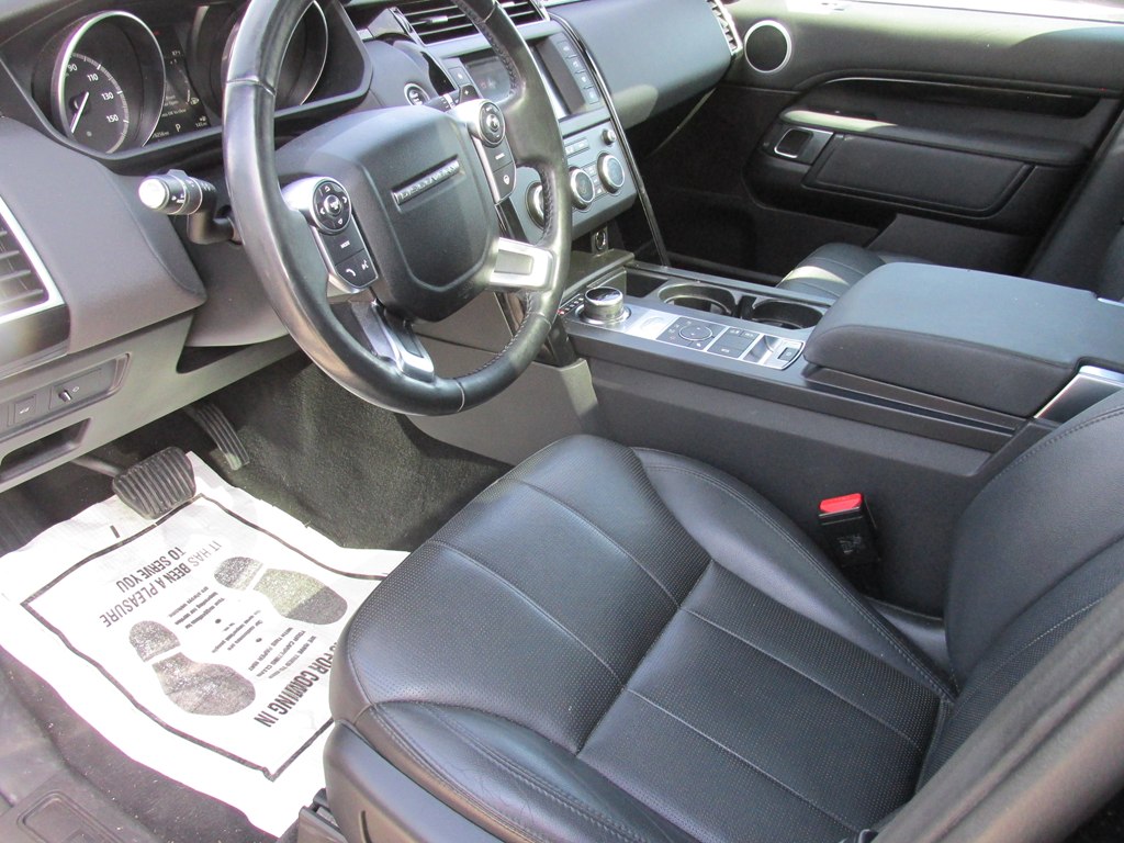 Photo 9 of this LAND ROVER DISCOVERY