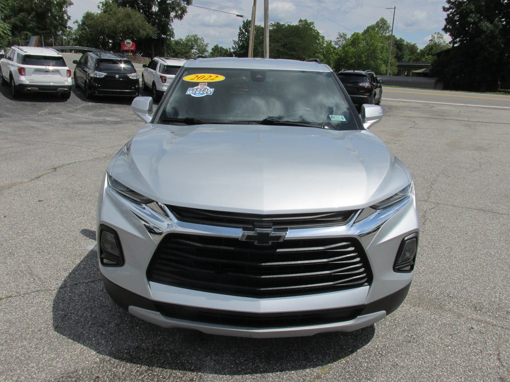 Photo 2 of this CHEVROLET BLAZER