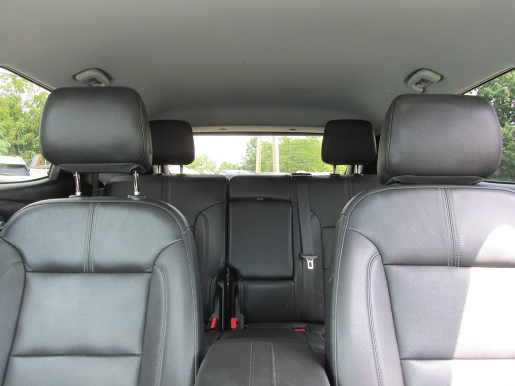 Photo 11 of this CHEVROLET BLAZER