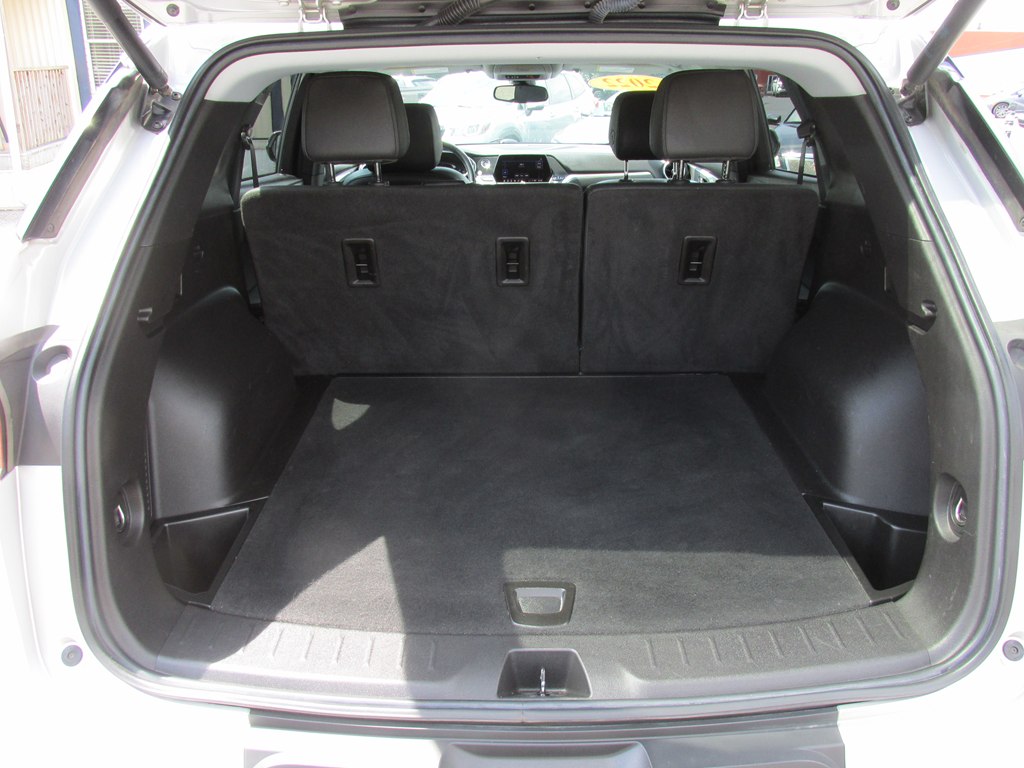 Photo 7 of this CHEVROLET BLAZER