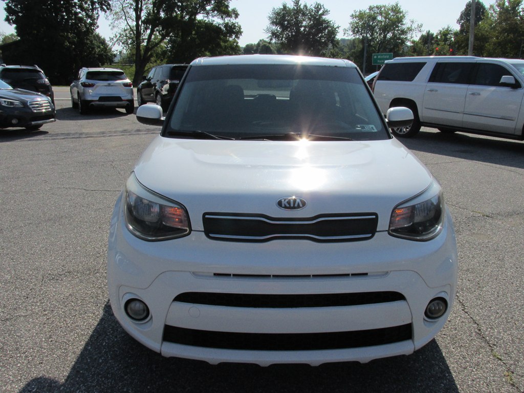 Photo 2 of this KIA SOUL