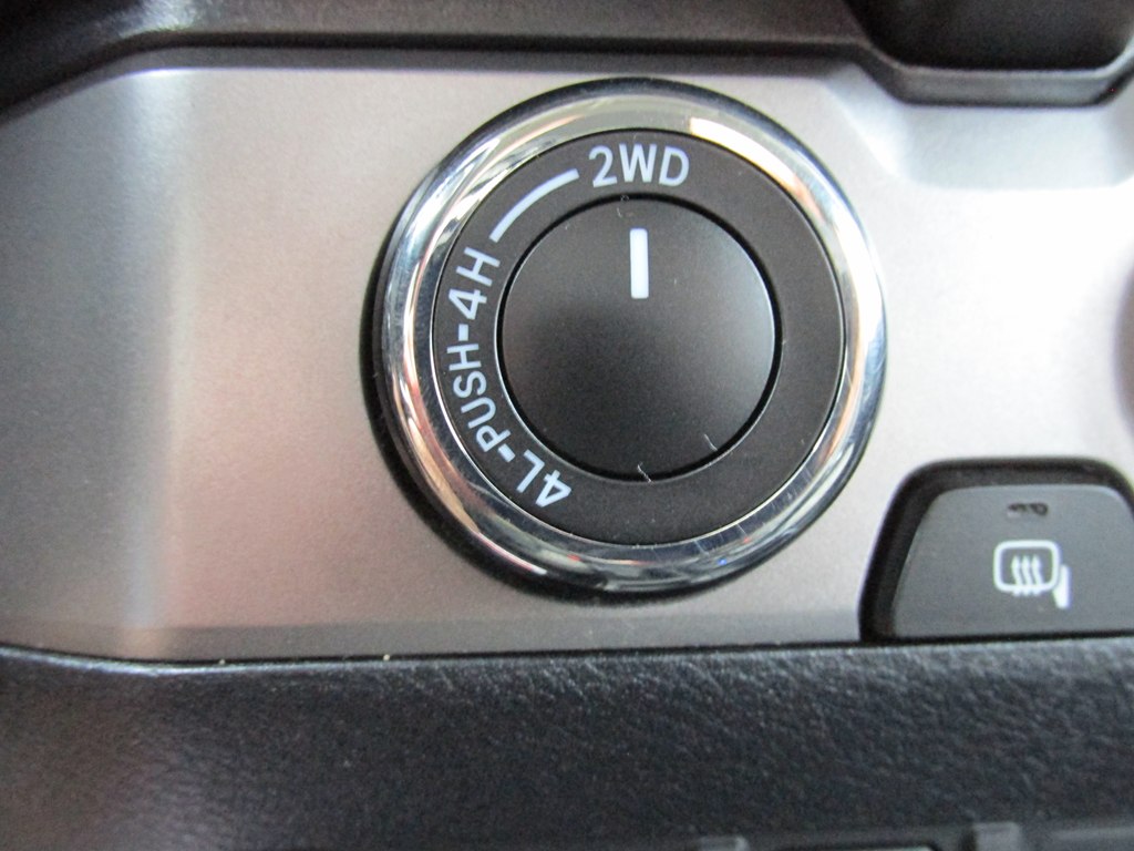 Photo 13 of this TOYOTA TACOMA