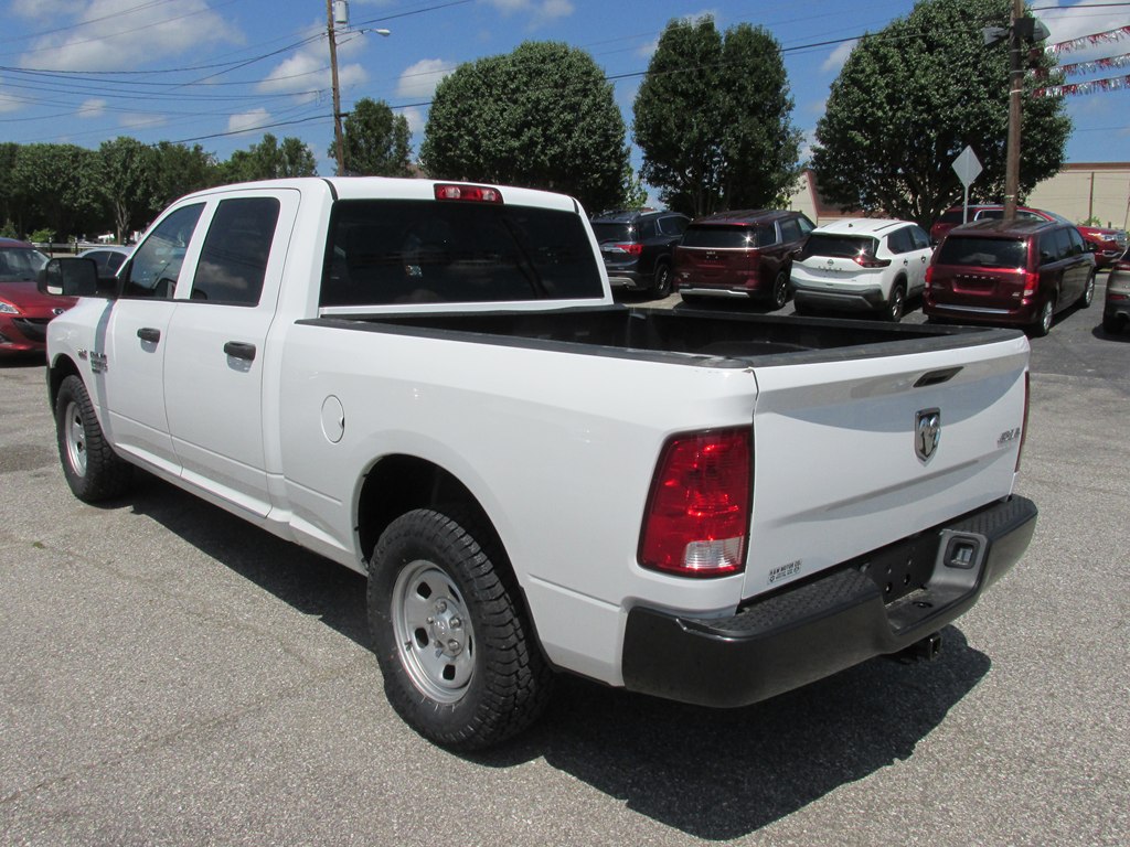 Photo 5 of this RAM 1500 CLASSIC