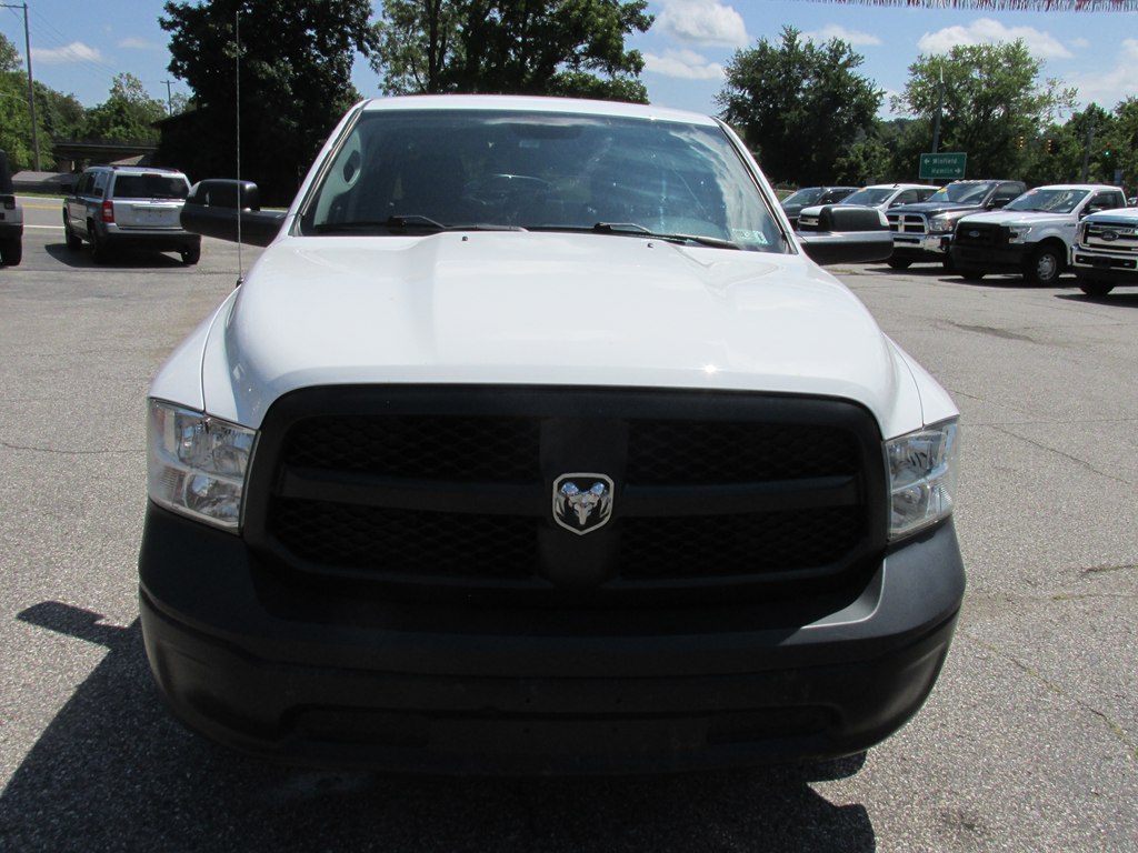 Photo 2 of this RAM 1500 CLASSIC