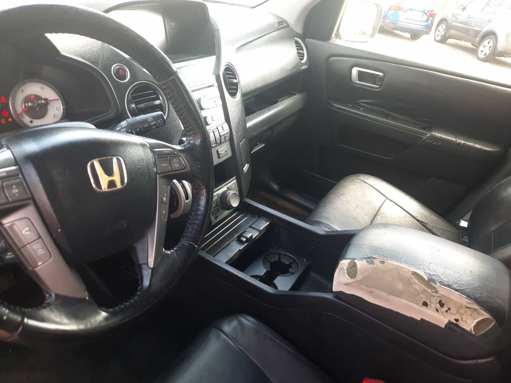 Photo 5 of this HONDA PILOT