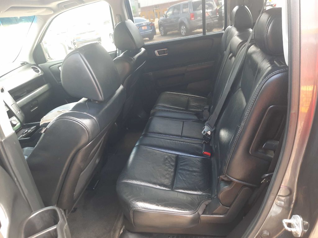 Photo 4 of this HONDA PILOT