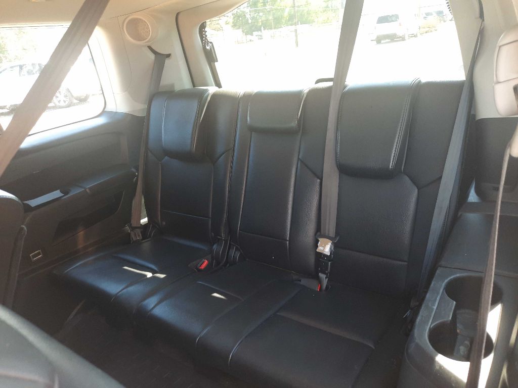 Photo 8 of this HONDA PILOT