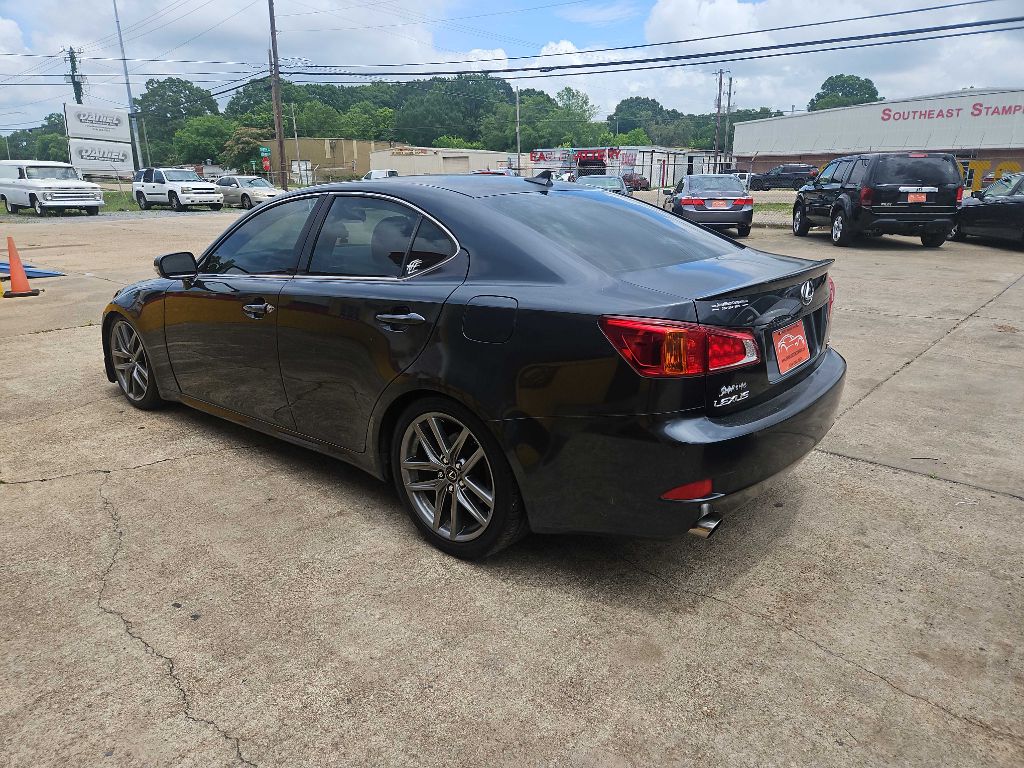 Photo 3 of this LEXUS IS