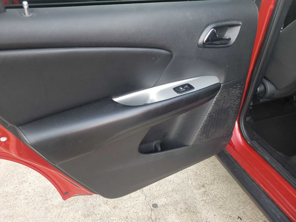 Photo 13 of this DODGE JOURNEY