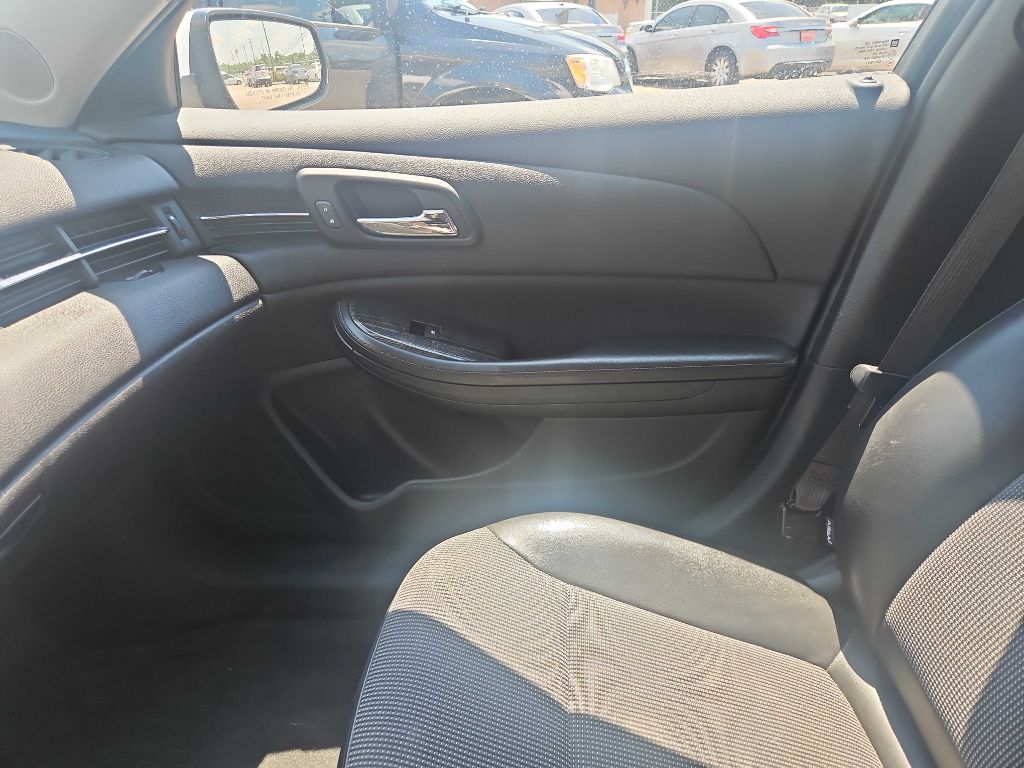 Photo 8 of this CHEVROLET MALIBU LIMITED