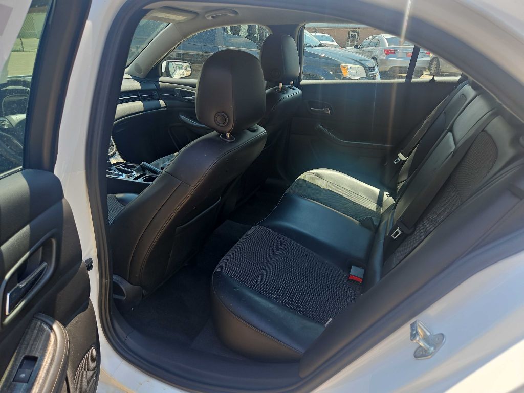 Photo 13 of this CHEVROLET MALIBU LIMITED