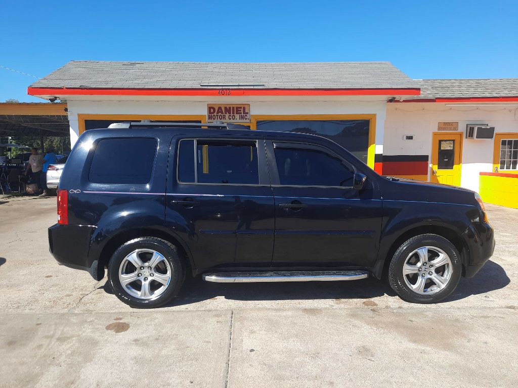 Photo 2 of this HONDA PILOT