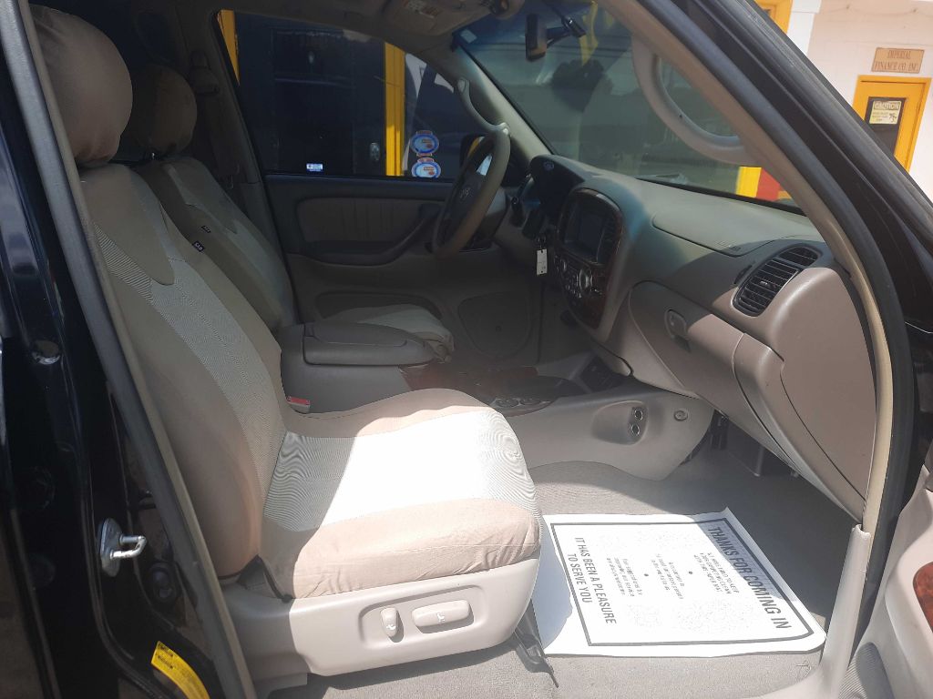 Photo 10 of this TOYOTA SEQUOIA