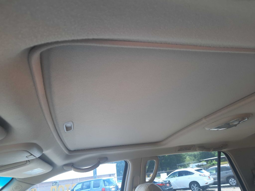 Photo 6 of this TOYOTA SEQUOIA
