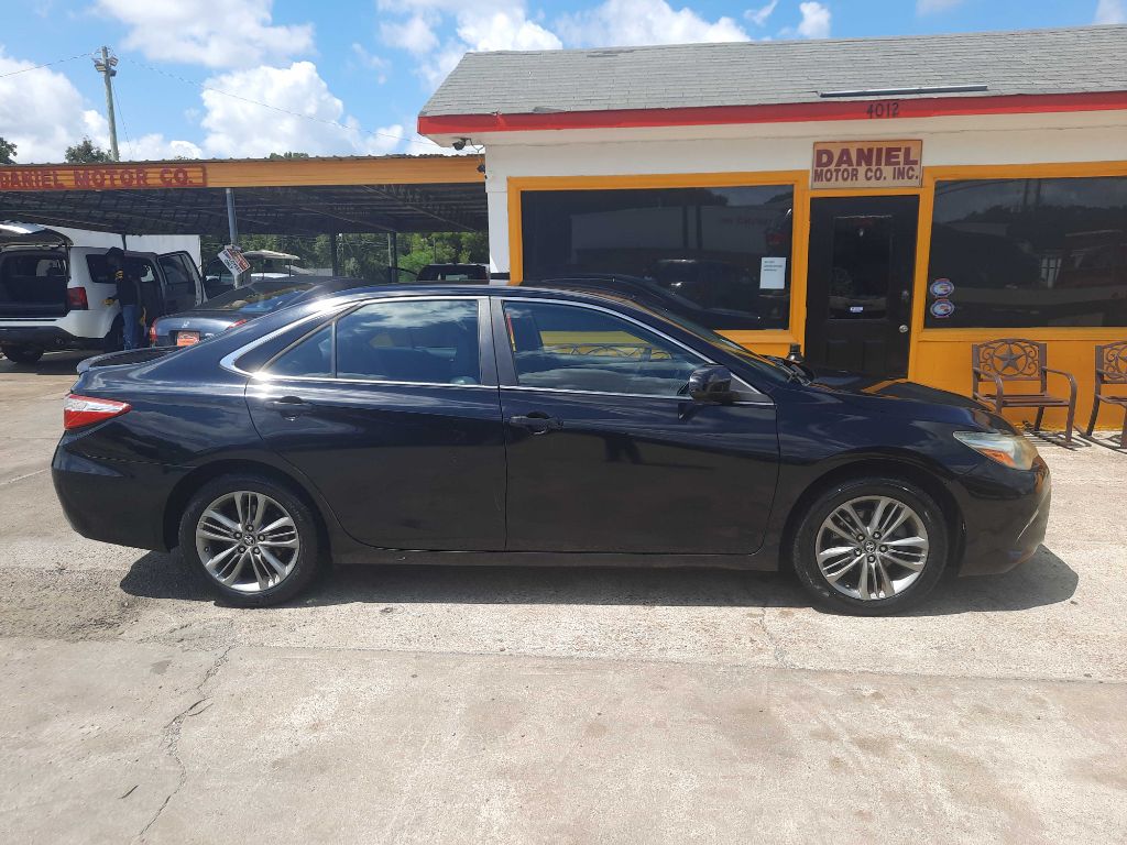 2017 TOYOTA CAMRY