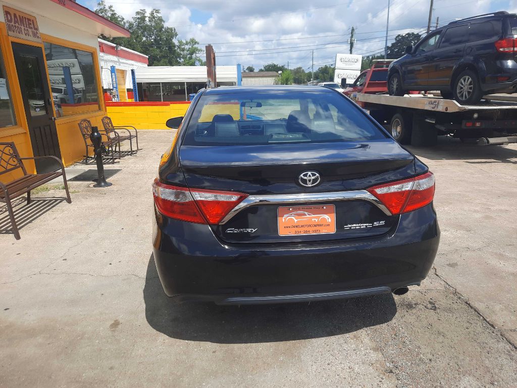 Photo 2 of this TOYOTA CAMRY