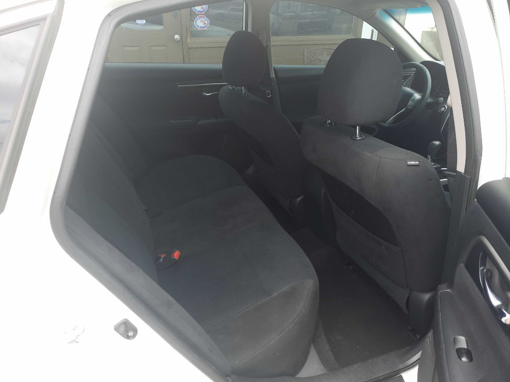 Photo 8 of this NISSAN ALTIMA