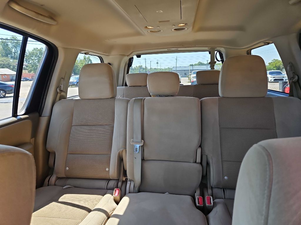 Photo 13 of this NISSAN ARMADA