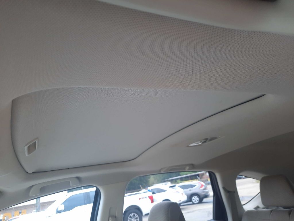 Photo 9 of this HONDA CR-V