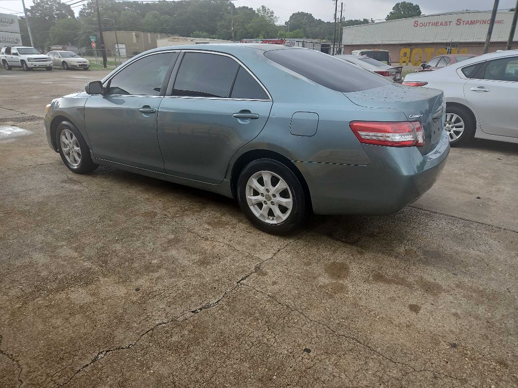 2011 TOYOTA CAMRY