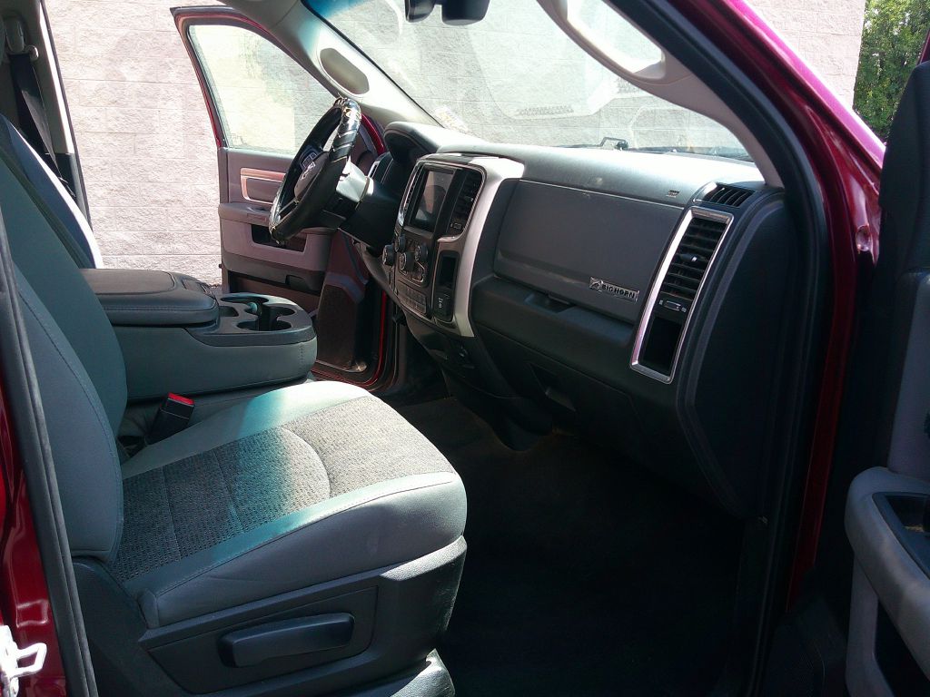 Photo 10 of this RAM 1500