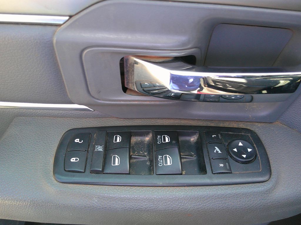 Photo 14 of this RAM 1500