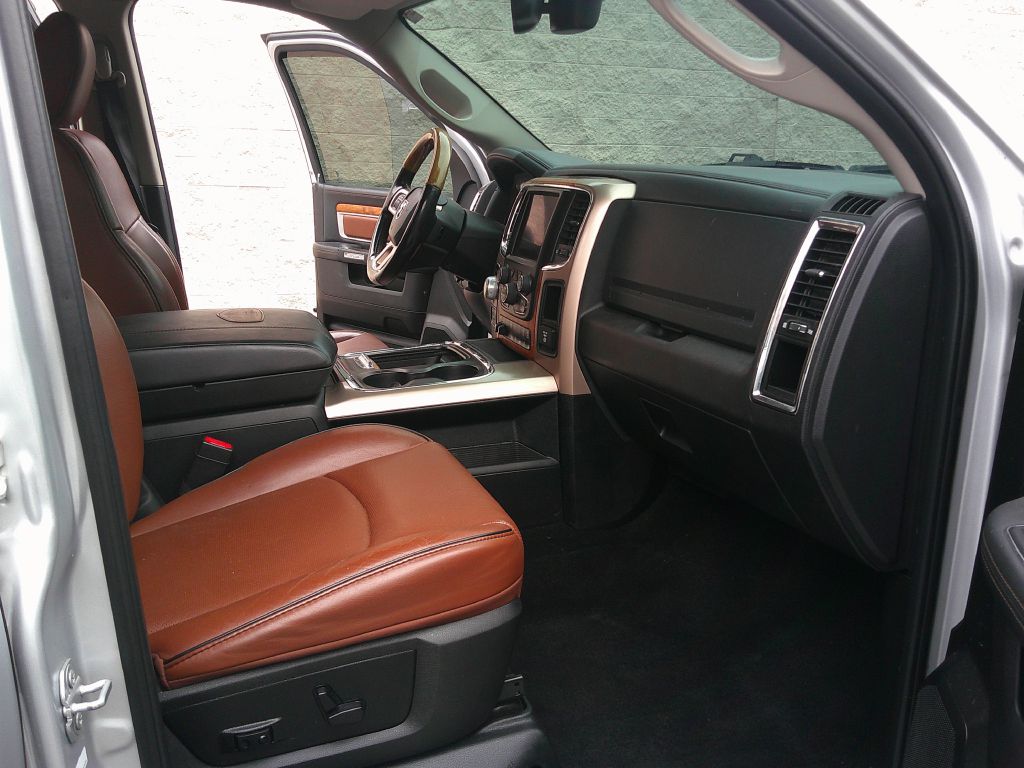 Photo 9 of this RAM 1500