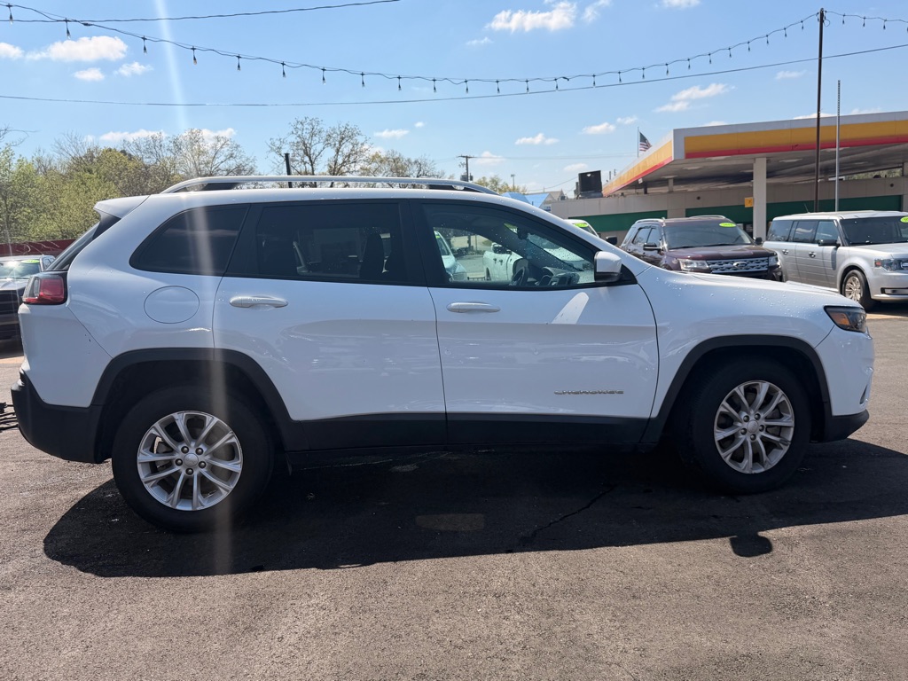 Photo 4 of this JEEP CHEROKEE