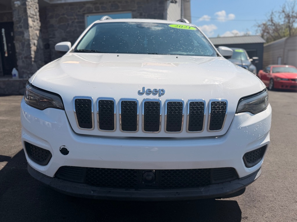 Photo 2 of this JEEP CHEROKEE