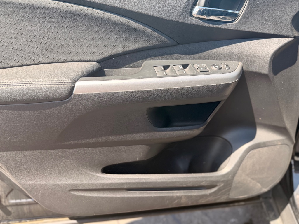 Photo 9 of this HONDA CR-V