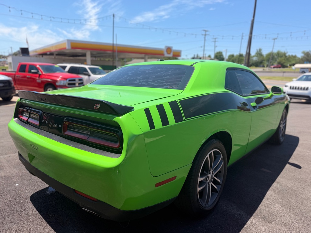 Photo 5 of this DODGE CHALLENGER