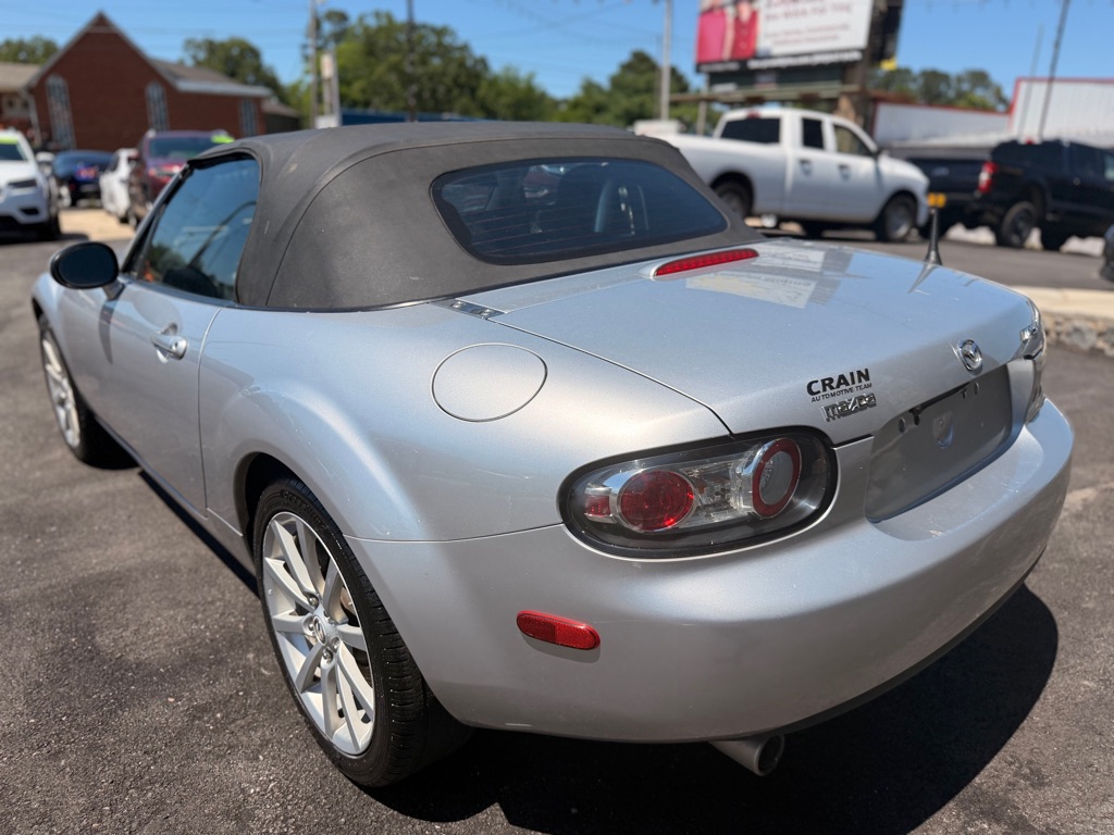 Photo 7 of this MAZDA MX-5 MIATA